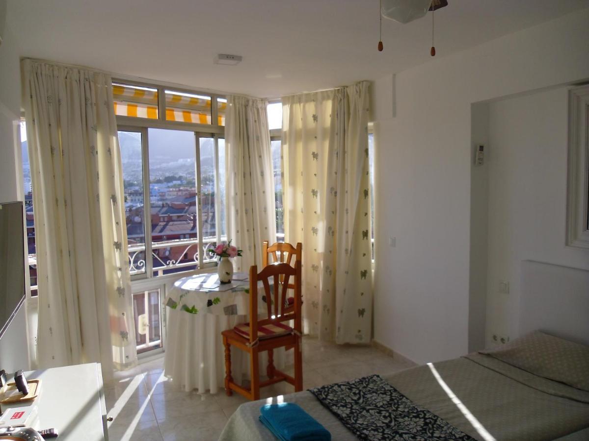 Sunny Studio In Piscis Building Benalmádena Esterno foto